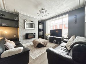 Lounge- click for photo gallery